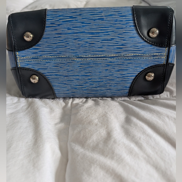 Authentic Louis Vuitton Denim Epi Leather Phenix PM Shoulder Bag - Picture 5 of 16